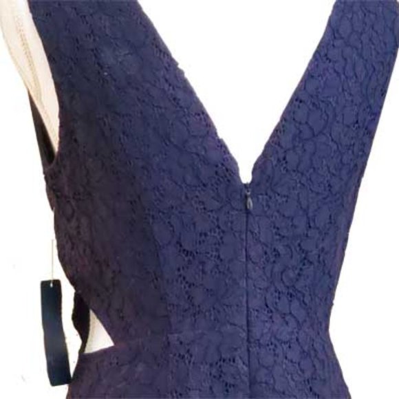 RACHAEL ROY LACE, FIT AND FLARE DRESS-NWT - Picture 3 of 4